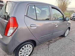 Nero vulcano Usata 2011 Hyundai i10 Due volumi | 3950 € (Buon prezzo)