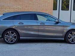 Grigio Usata 2018 Mercedes CLA200 Shooting Brake Station wagon | 16.500 € (Cara)