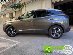 Grigio Usata 2018 Peugeot 3008 GT-line SUV | 15.900 € (Buon prezzo)