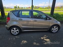 Grigio Usata 2005 Mercedes A170 Avantgarde Tre volumi | 3990 € (Buon prezzo)
