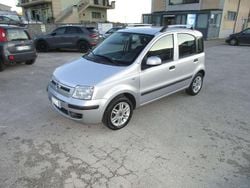 Argento Usata 2011 Fiat Panda Emotion Due volumi | 4990 € (Buon prezzo)