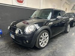 Nero Usata 2009 Mini Cooper Due volumi | 3750 € (Ottimo prezzo)