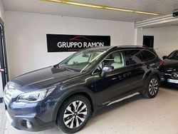 Grigio Usata 2017 Subaru Outback SUV | 7990 € (Buon prezzo)