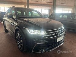 Nero Usata 2022 VW Tiguan R-line SUV | 35.900 € (Molto cara)