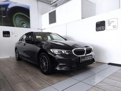 Nero Usata 2021 BMW 318 Advantage Tre volumi | 28.400 € (Buon prezzo)