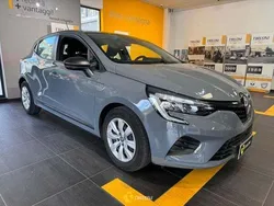 Grigio Usata 2021 Renault Clio V Life Due volumi | 12.450 € (Ottimo prezzo)