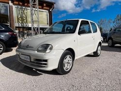 Bianco Usata 2010 Fiat 600 Due volumi | 2990 € (Buon prezzo)