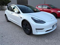 Usata 2023 Tesla Model 3 Long Range AWD Tre volumi | 33.900 € (Cara)