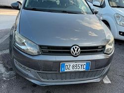 Grigio Usata 2010 VW Polo Tre volumi | 3800 € (Ottimo prezzo)