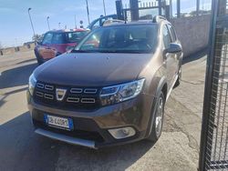 Marrone Usata 2020 Dacia Sandero Stepway Tre volumi | 7000 € (Buon prezzo)
