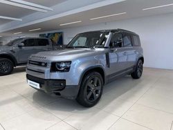 Grigio scuro Usata 2023 Land Rover Defender SE SUV | 61.900 € (Molto cara)