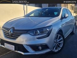 Argento Usata 2017 Renault Mégane IV Bose Edition Tre volumi | 9950 € (Ottimo prezzo)