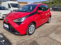 Rosso Usata 2021 Toyota Aygo X-play Due volumi | 12.500 € (Buon prezzo)