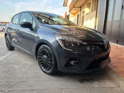 Grigio Usata 2022 Renault Clio V Techno Tre volumi | 11.999 € (Ottimo prezzo)