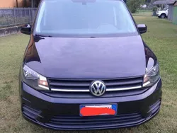 Nero Usata 2019 VW Caddy Highline Monovolume | 24.800 € (Molto cara)