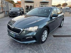 Grigio Usata 2020 Skoda Scala Ambition Due volumi | 14.899 € (Cara)