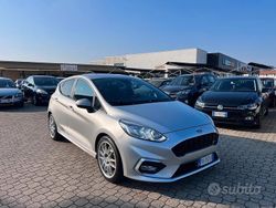 Grigio Usata 2018 Ford Fiesta Vignale Tre volumi | 8990 € (Buon prezzo)