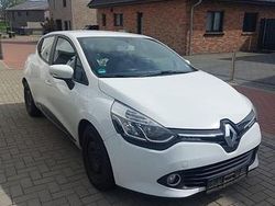 Bianco Usata 2014 Renault Clio IV Due volumi | 6000 € (Ottimo prezzo)