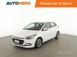 Bianco Usata 2016 Hyundai i20 Comfort Tre volumi | 8699 € (Buon prezzo)