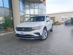 Bianco Usata 2021 VW Tiguan Elegance SUV | 26.900 € (Ottimo prezzo)