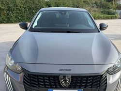 Grigio Usata 2024 Peugeot 208 Active Due volumi | 15.000 € (Buon prezzo)