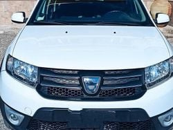 Bianco Usata 2013 Dacia Sandero Stepway SUV | 5900 € (Molto cara)