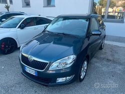 Grigio Usata 2011 Skoda Fabia Sport Due volumi | 6900 € (Cara)