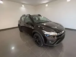Nero Nuova 2025 Dacia Sandero Essentiel Due volumi | 18.500 € (Buon prezzo)