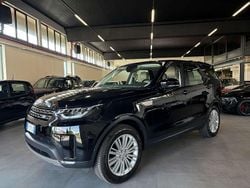 Nero Usata 2019 Land Rover Discovery 5 SE SUV | 35.900 € (Molto cara)