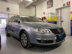 Grigio Usata 2010 VW Passat Station wagon | 7500 € (Molto cara)