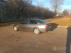Grigio Usata 2001 BMW 318 Tre volumi | 1999 €