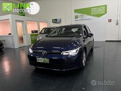 Blu Usata 2020 VW Golf VIII Life Tre volumi | 23.999 € (Molto cara)