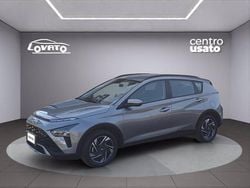 Grigio tetto nero Usata 2022 Hyundai Bayon SUV | 15.500 € (Buon prezzo)