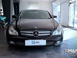 Nero Usata 2008 Mercedes CLS320 Tre volumi | 10.900 € (Buon prezzo)