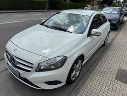 Bianco Usata 2014 Mercedes A180 Tre volumi | 10.999 € (Buon prezzo)