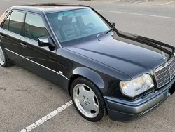 Nero Usata 1993 Mercedes E500 Tre volumi | 59.999 €