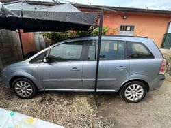 Grigio Usata 2008 Opel Zafira Cosmo Monovolume | 1600 € (Super prezzo)