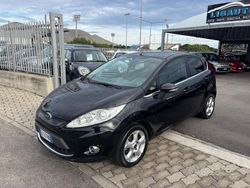 Nero Usata 2010 Ford Fiesta Titanium Tre volumi | 5700 € (Cara)