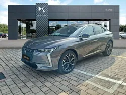 Grigio scuro Nuova 2025 DS Automobiles DS4 Tre volumi | 36.300 € (Buon prezzo)