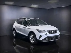 Bianco nevada/tetto nero midnight Usata 2023 Seat Arona FR SUV | 18.500 € (Cara)