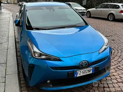 Blu/azzurro Usata 2019 Toyota Prius Lounge Due volumi | 24.000 € (Molto cara)