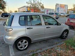 Grigio Usata 2005 Mazda 2 Tre volumi | 2500 € (Buon prezzo)