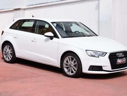 Bianco pastello Usata 2019 Audi A3 Sport Tre volumi | 15.600 €