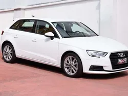 Bianco pastello Usata 2019 Audi A3 Sport Tre volumi | 15.600 € (Buon prezzo)