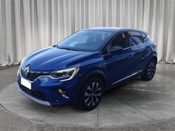 Blu scuro Usata 2024 Renault Captur Techno SUV | 17.900 € (Ottimo prezzo)