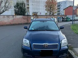 Usata 2006 Toyota Avensis Station wagon | 2200 € (Buon prezzo)