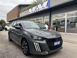 Grigio scuro Usata 2024 Peugeot 208 Active Due volumi | 13.490 € (Buon prezzo)