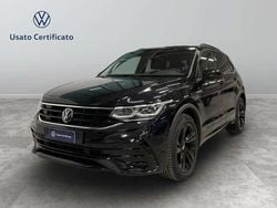 Deep black perlato Usata 2022 VW Tiguan R-line SUV | 26.900 € (Buon prezzo)