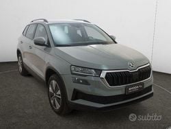 Grigio Usata 2023 Skoda Karoq Executive SUV | 21.900 € (Super prezzo)