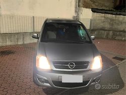 Grigio Usata 2006 Opel Meriva Monovolume | 1400 € (Buon prezzo)